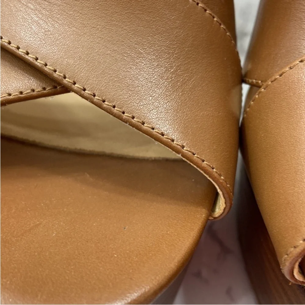 🍁MICHAEL KORS🍂DIVIA LEATHER PLATFORM